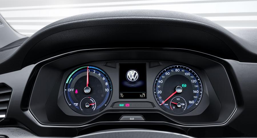 Панель приборов Volkswagen e-Bora 2019 года  (CN) (фото 31 из 45)